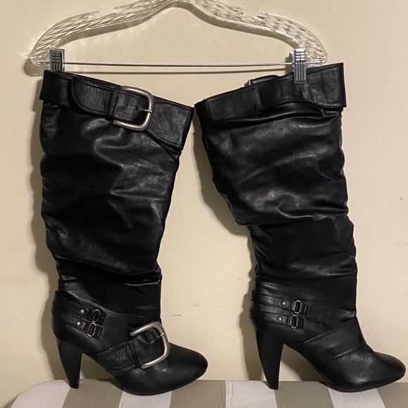 Gorgeous knee high boots - Picture 5 of 6